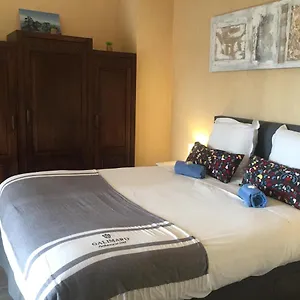 Apartment Charmant Bord De Mer, Plage, Cagnes-sur-Mer
